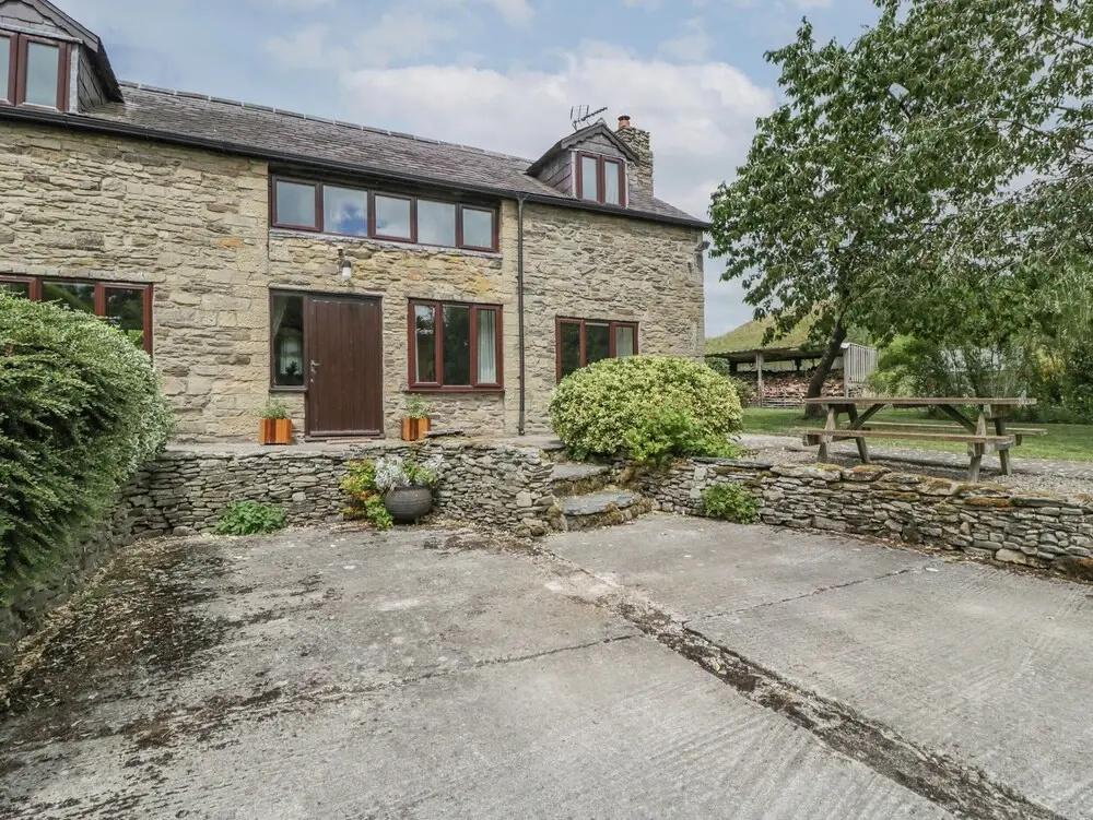 Bullfinch Cottage
