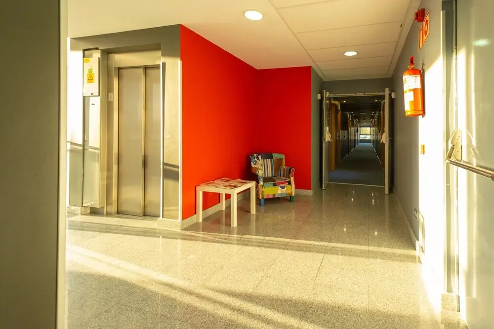 Lobby & Reception