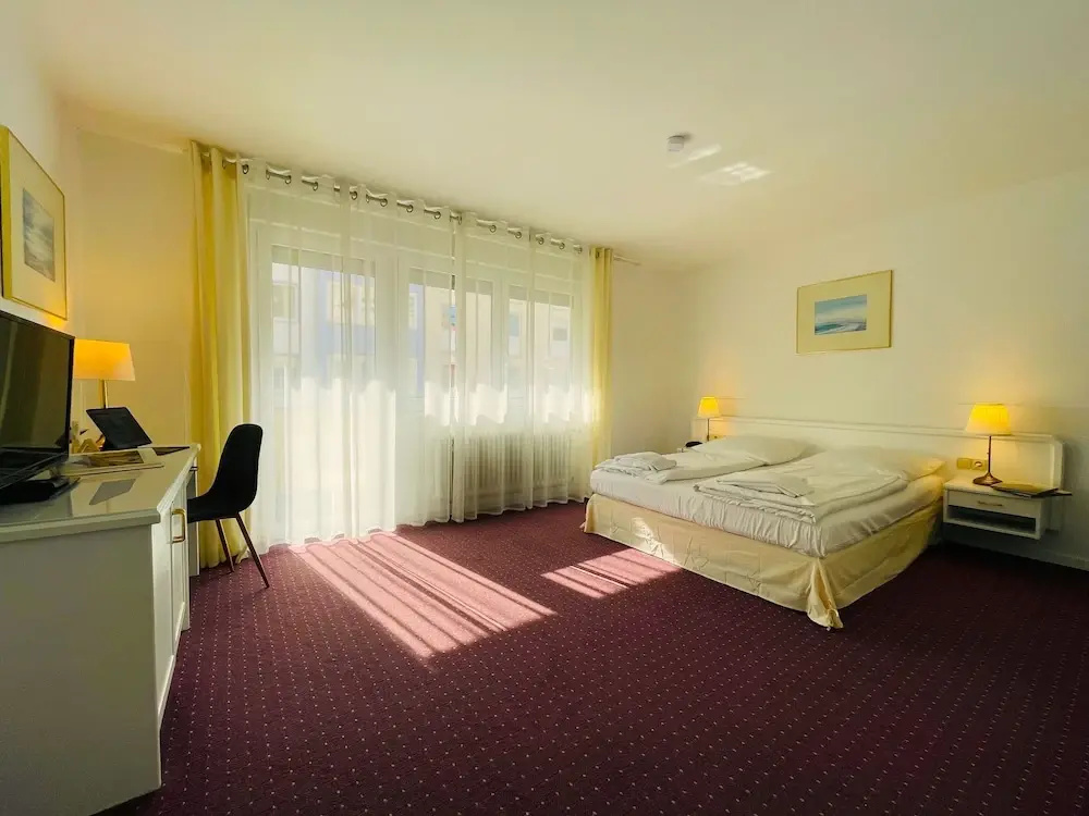 Comfort Double room with balcony (full double bed)