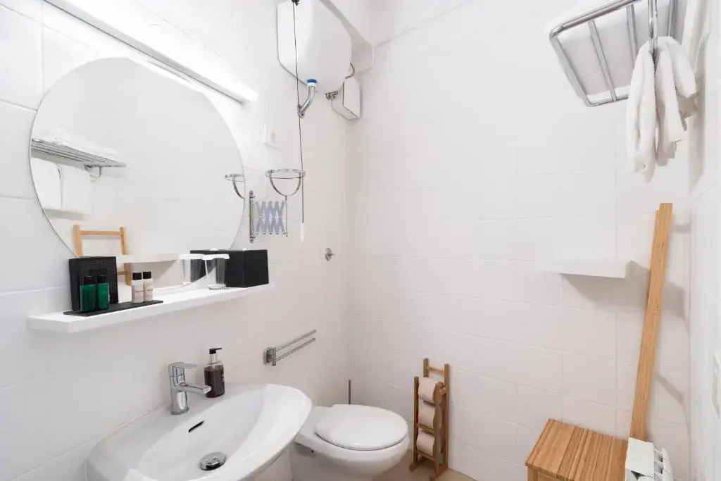Superior Double room (full double bed)