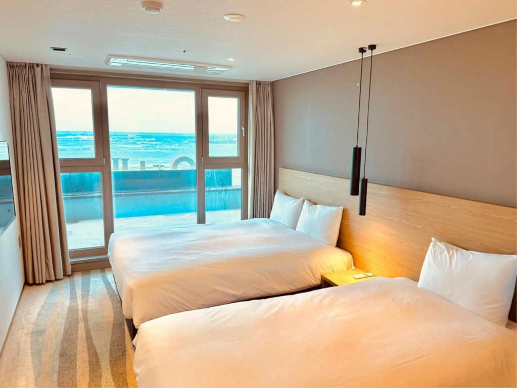 Ebenezer Hotel — 2
