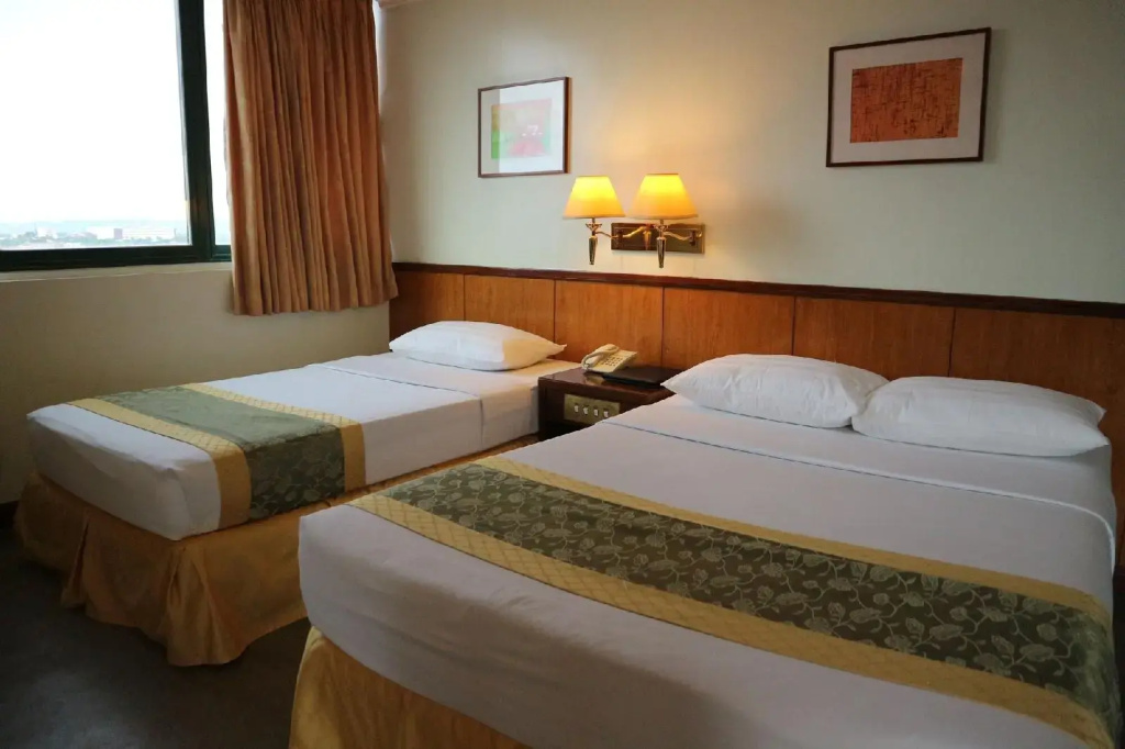 Iloilo Business Hotel - Général