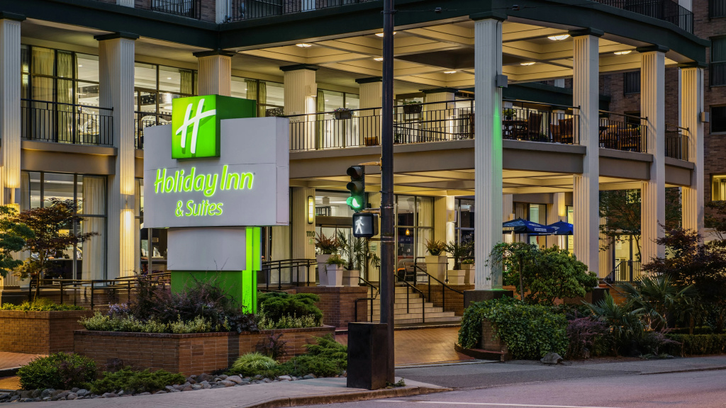 Holiday Inn & Suites Vancouver Downtown by IHG