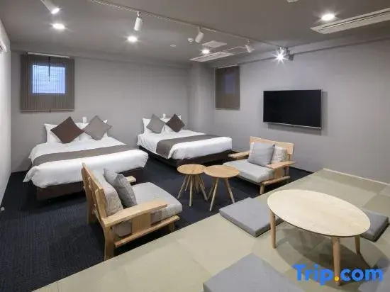 Luxury Suite