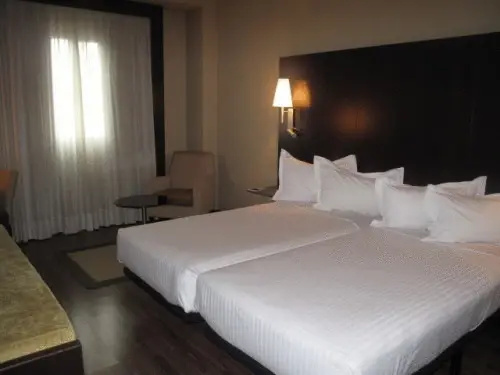 AC Hotel Oviedo Fórum by Marriott - Chambres