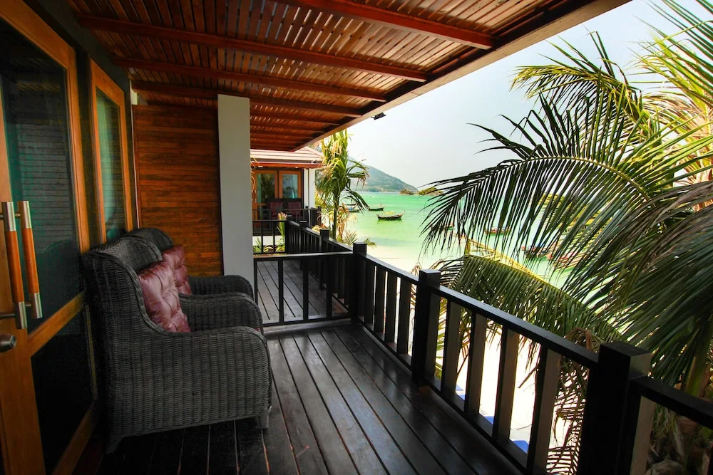 Двухместный номер Deluxe с красивым видом из окна двуспальная кровать в Cabana Lipe Beach Resort