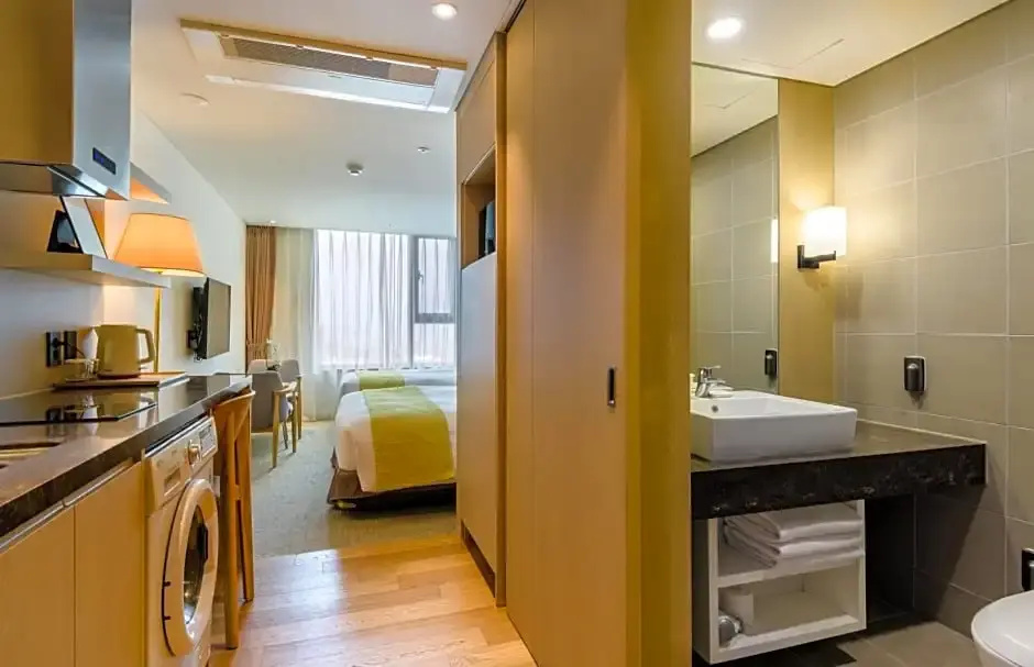 Standard Family room