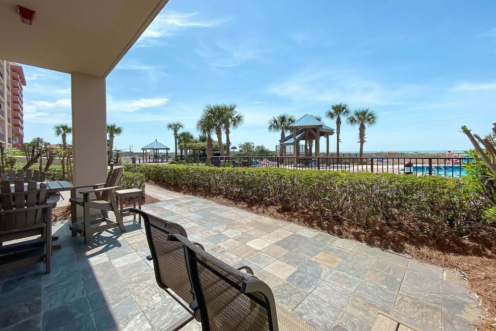 Phoenix East 009 - Ground-floor Gulf-front Condo - Sleeps 8 - Orange Beach, AL