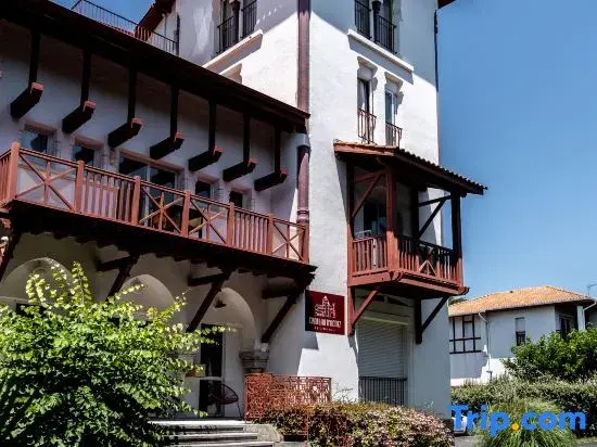 Résidence Château d'Acotz - Appartements Avec Piscine à 300m des Plages & Océan