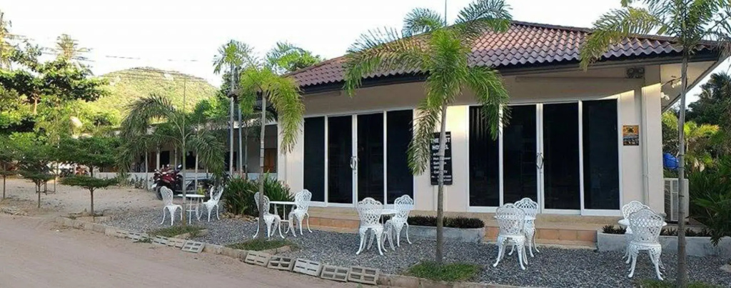 The Best Hostel