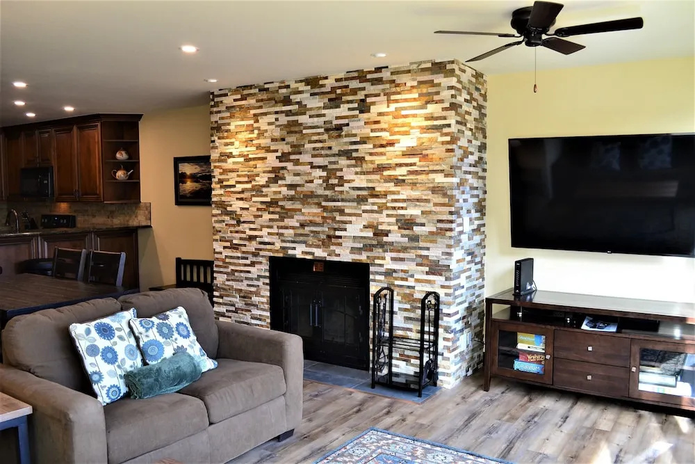 Premier room