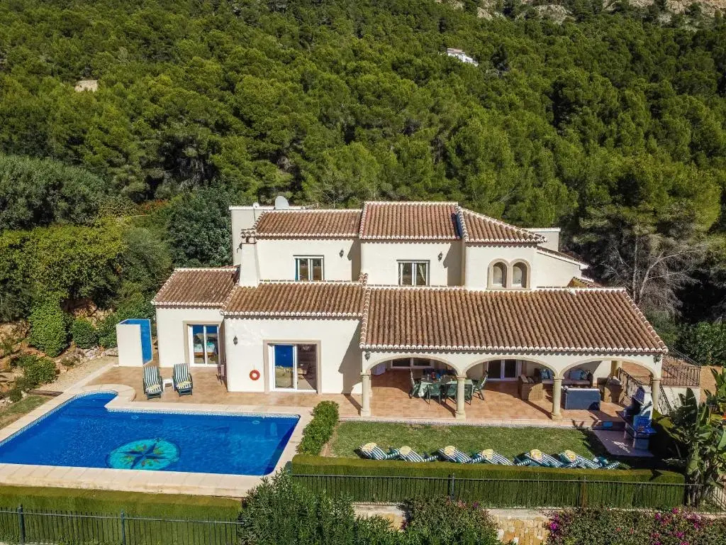 Deluxe Villa