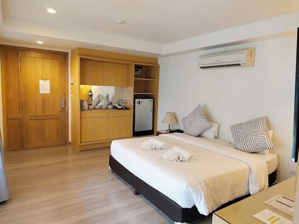 Executive Suite with balcony