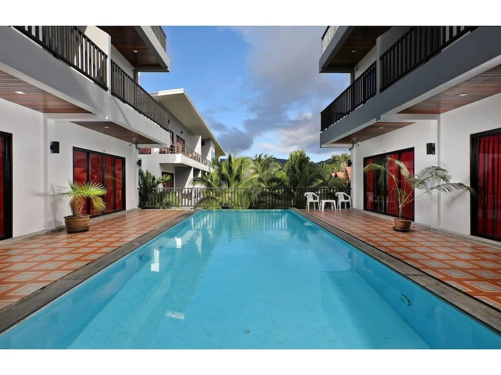 Pool Access Hotel Near Fitness Street soi Ta Iad
