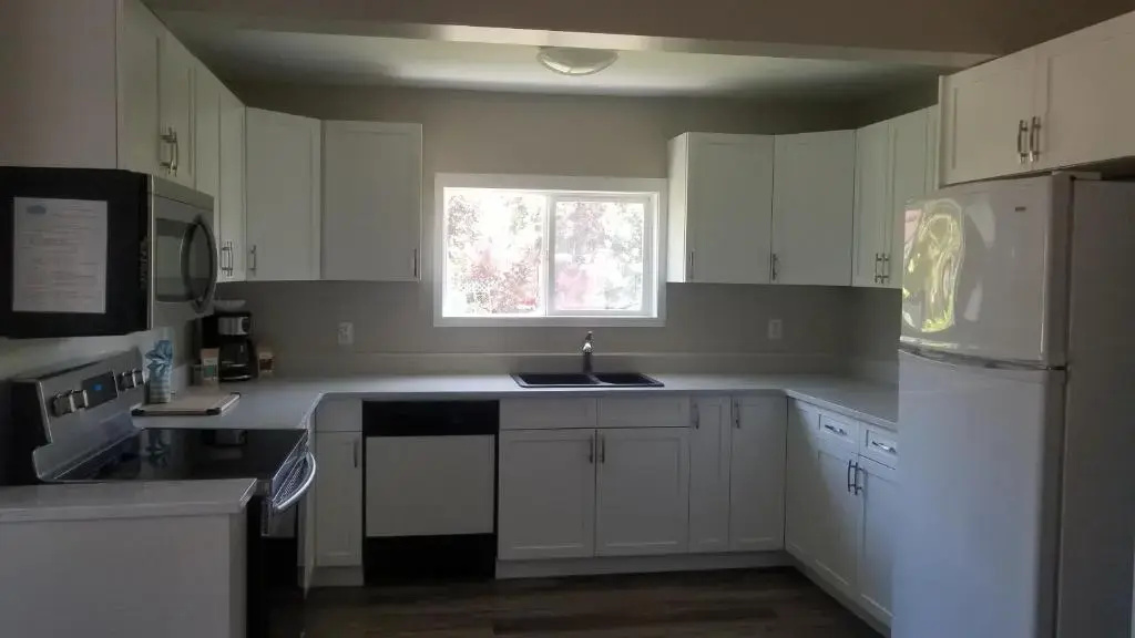 3 Bedrooms Cottage