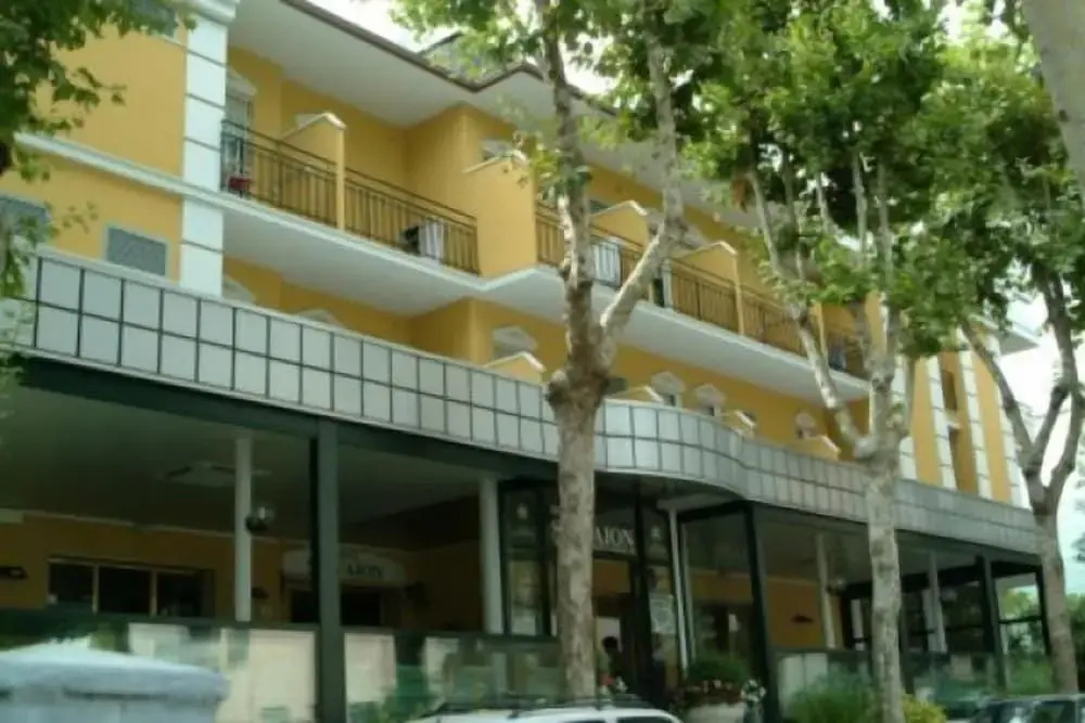 Hotel photo 23