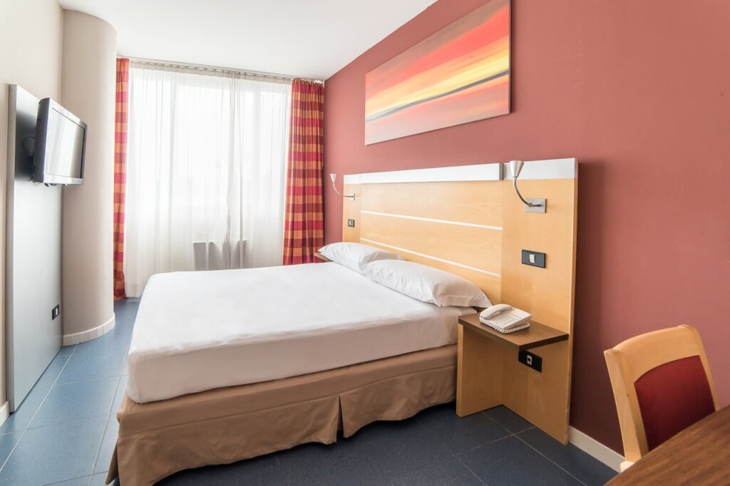 Idea Hotel Torino Mirafiori - 1