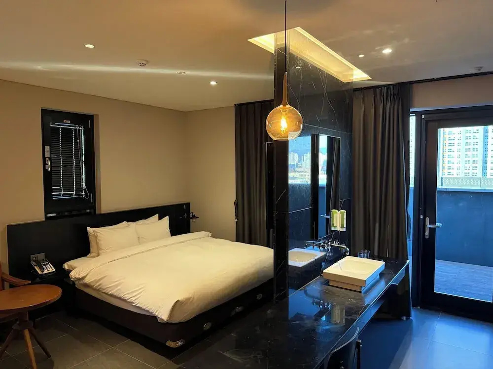 Standard room with balcony