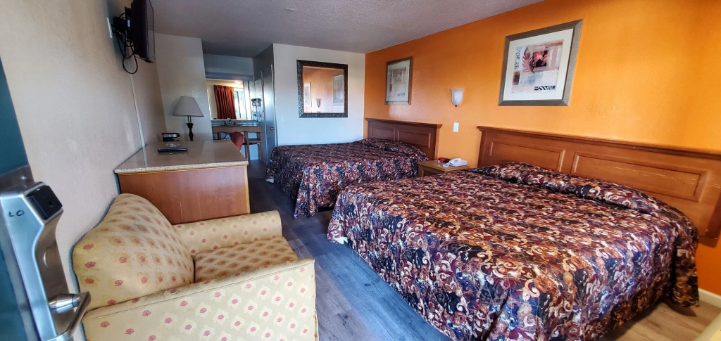 Отель Anaheim National Inn в Анахайме