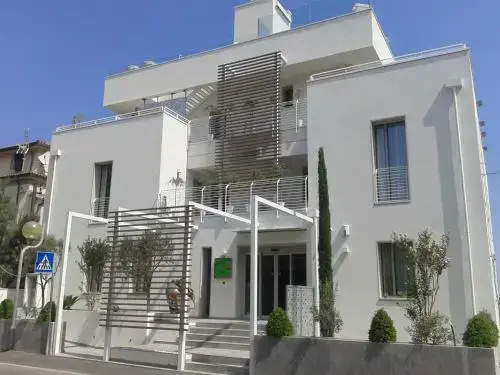 Hotel Madal