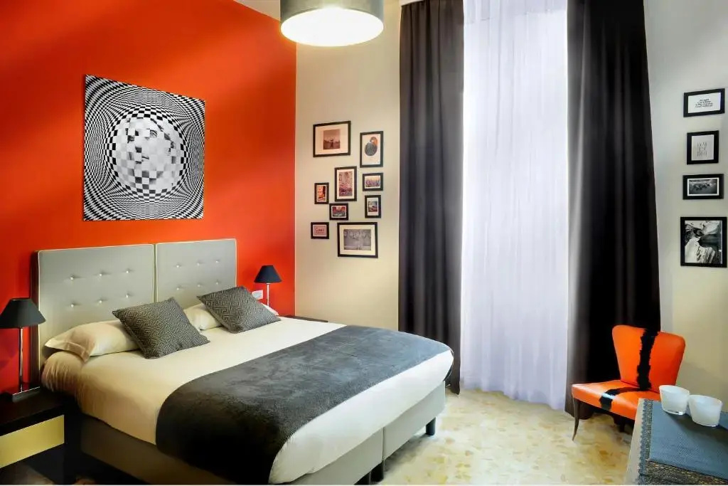 Deluxe Double room (full double bed)