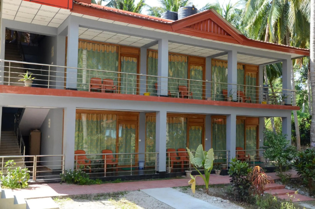 Coconhuts Beach Resort-Neil Island