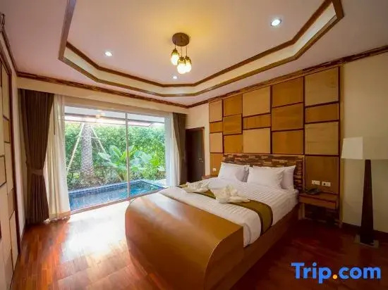 Deluxe Villa