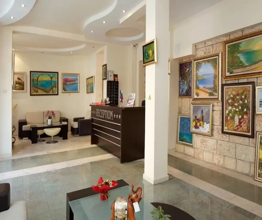 Peshev Family Hotel - Général