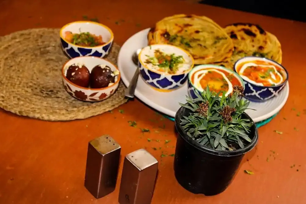 Food & Beverage