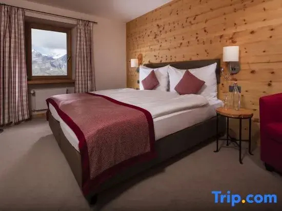 Standard Double Family room (twin beds)