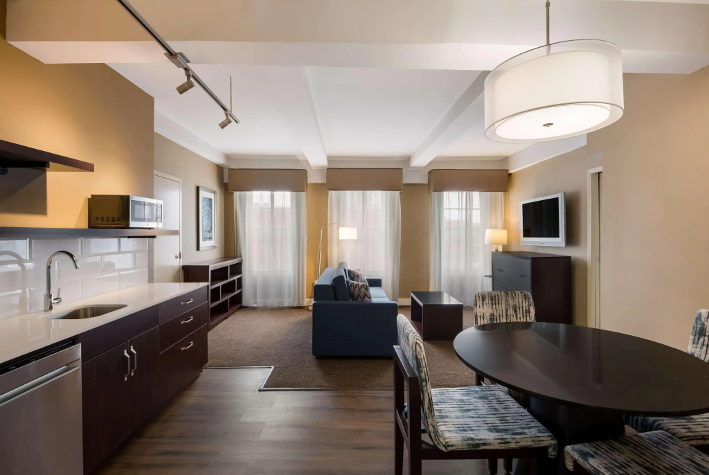 Best Western Syracuse Downtown Hotel and Suites - фото 30