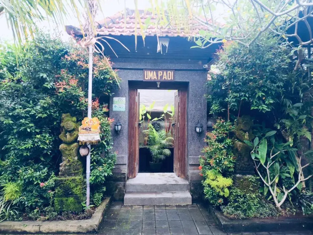 3 Bedrooms Villa