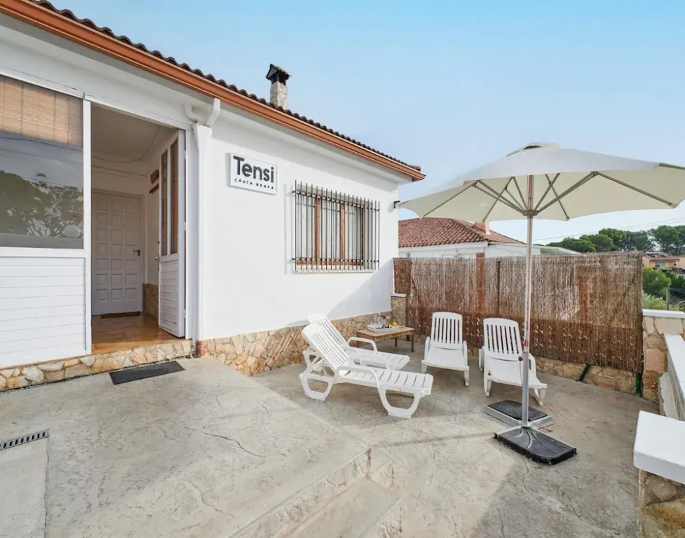 Cozy Villa for 10 Persons