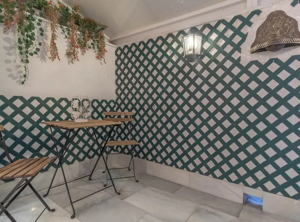 3 Bedrooms Chamberi