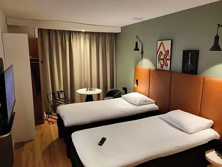 ibis Bayeux Port En Bessin - Chambres