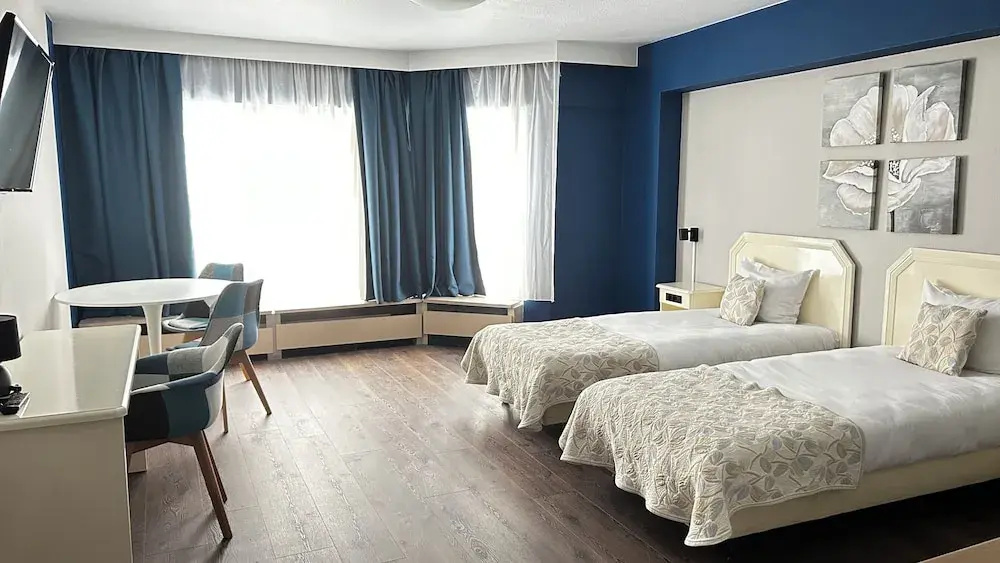 Accessible Double room (twin beds)