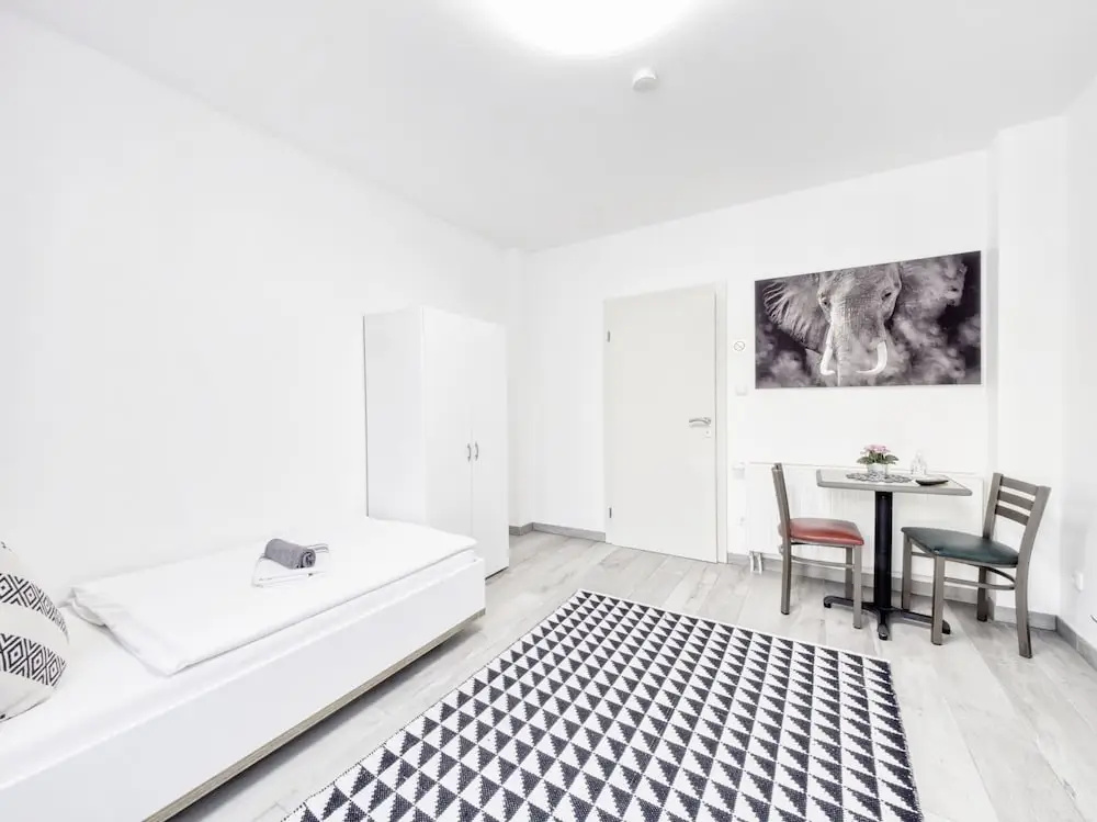 Standard Single room