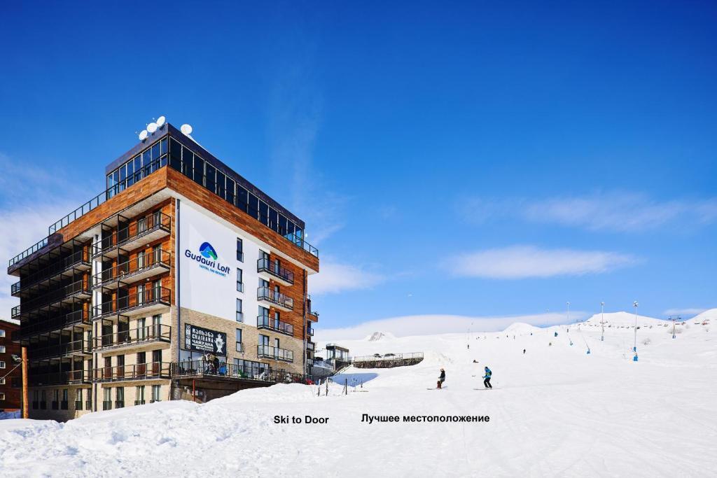Апартаменты в Gudauri Hotel Loft, Apartment 418, Next to the Pirveli Lift