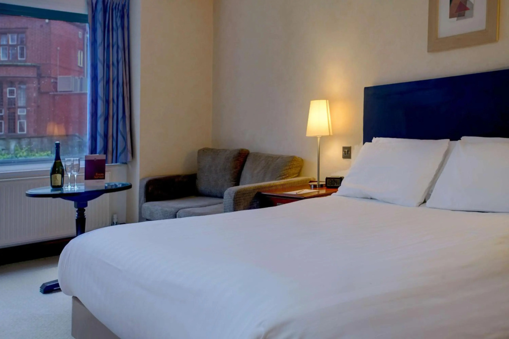 Best Western Plough & Harrow Hotel - Général