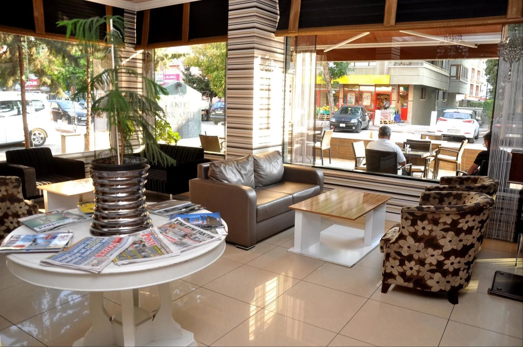 Hotel photo 12