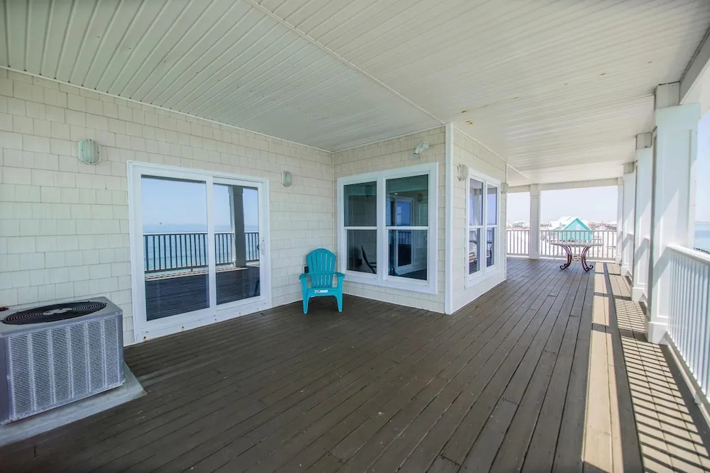 Shamrock Shores - 2941 Bienvil