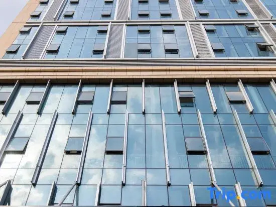 CJIA Senior Apartment Shanghai Waigaoqiao Jilong Road Metro Station Branch