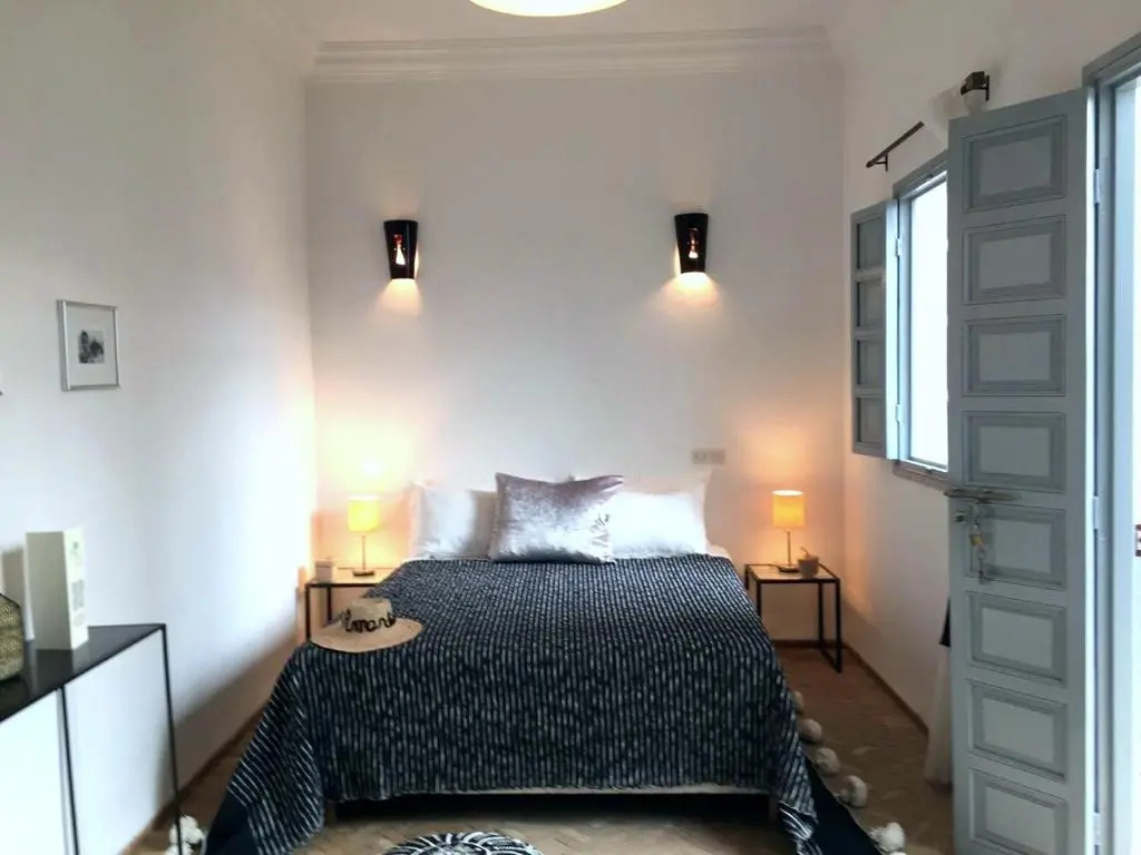 Comfort room