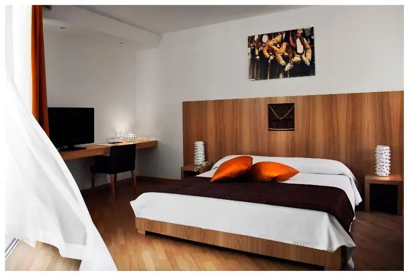 Standard Junior Suite