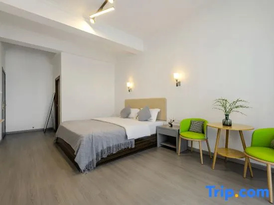 Standard Double room with view (full double bed)