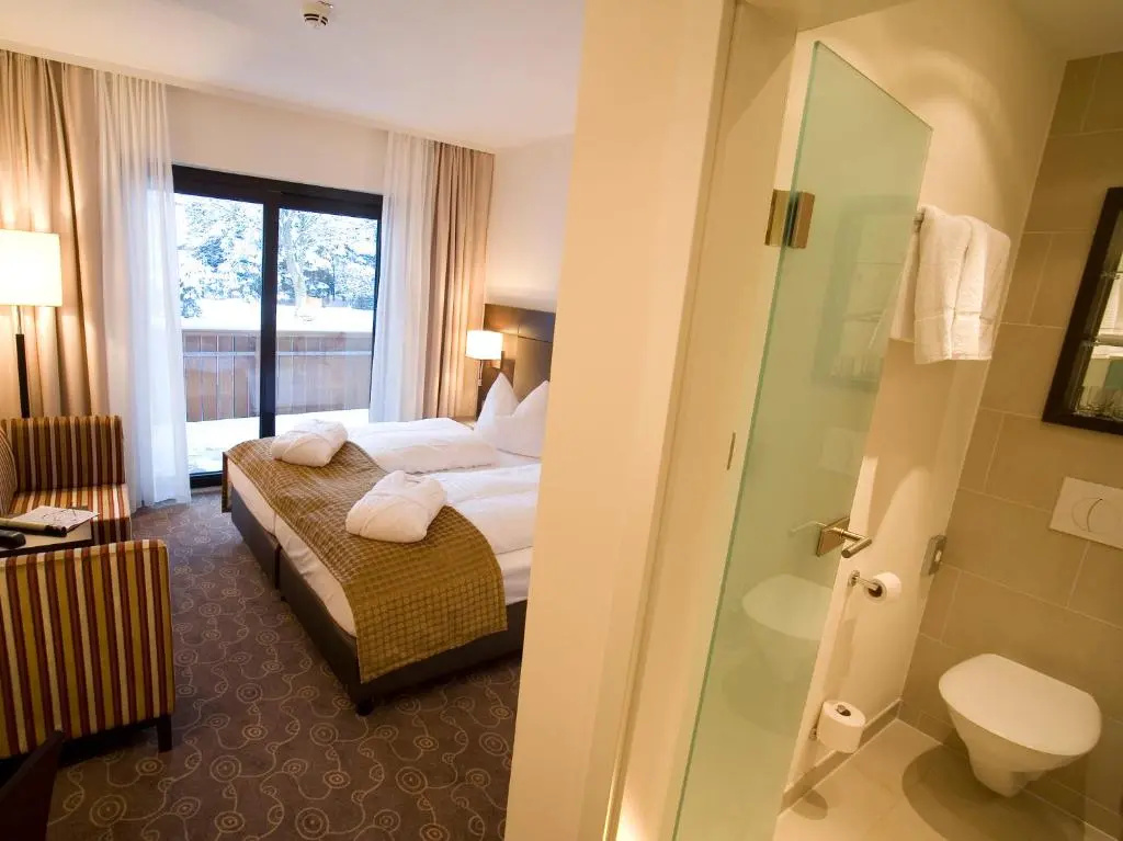 Standard Double room with balcony (full double bed)