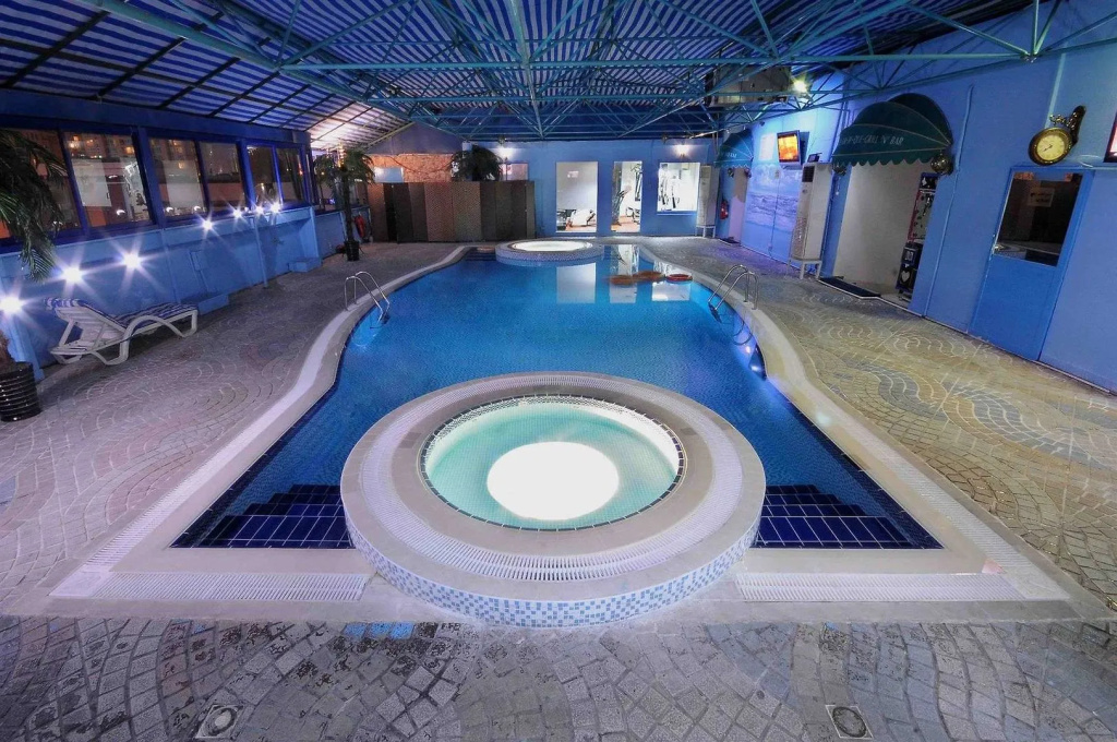 Hotel photo 12