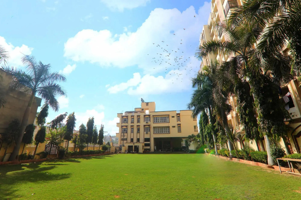 1 BR Boutique stay in Sihad Talab, Nathdwara (FA2F), by GuestHouser