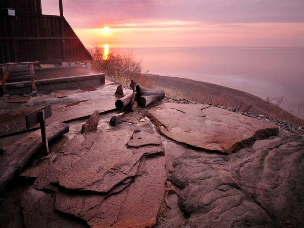 Beach & Waterfront