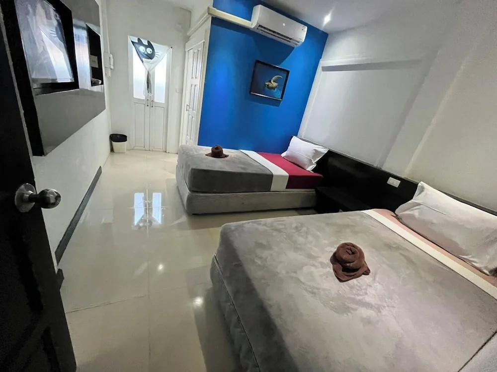 Double Studio (full double bed)